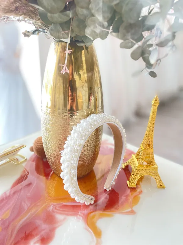 undefined Brautkleid Kollektion