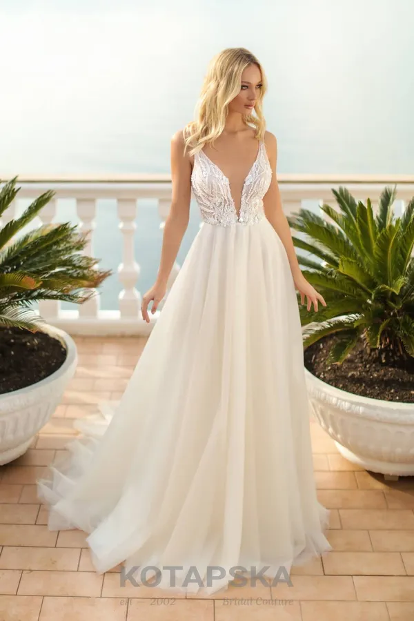 undefined Brautkleid Kollektion