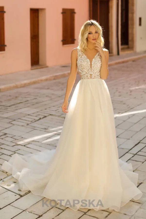 undefined Brautkleid Kollektion