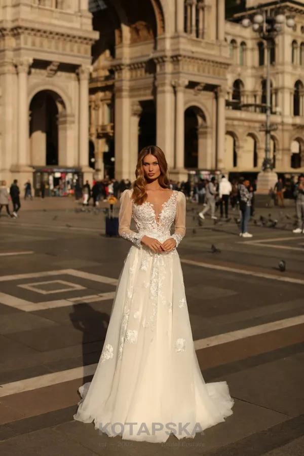 undefined Brautkleid Kollektion