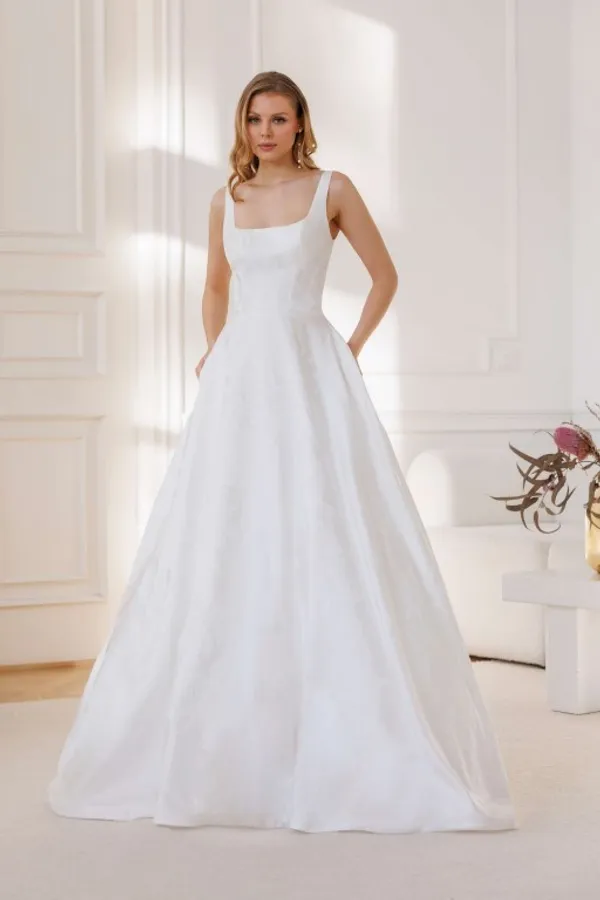 undefined Brautkleid Kollektion