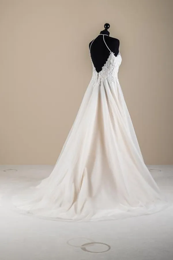 undefined Brautkleid Kollektion