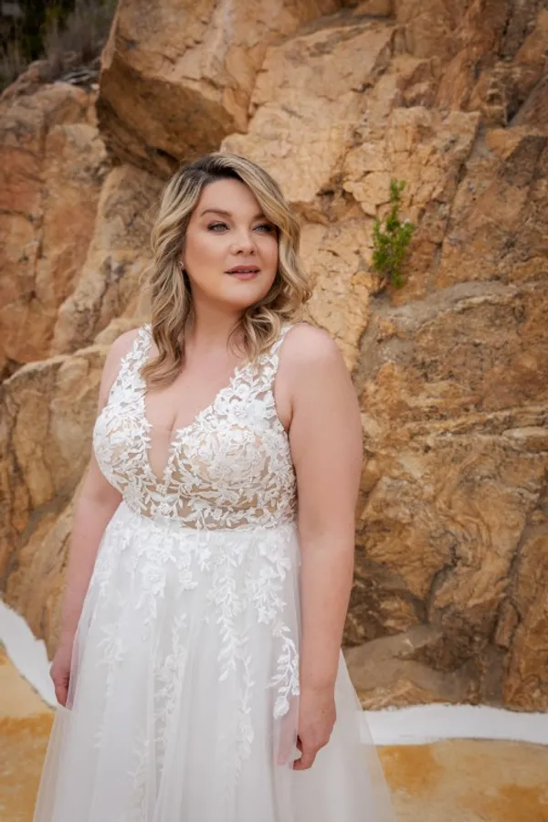 undefined Brautkleid Kollektion