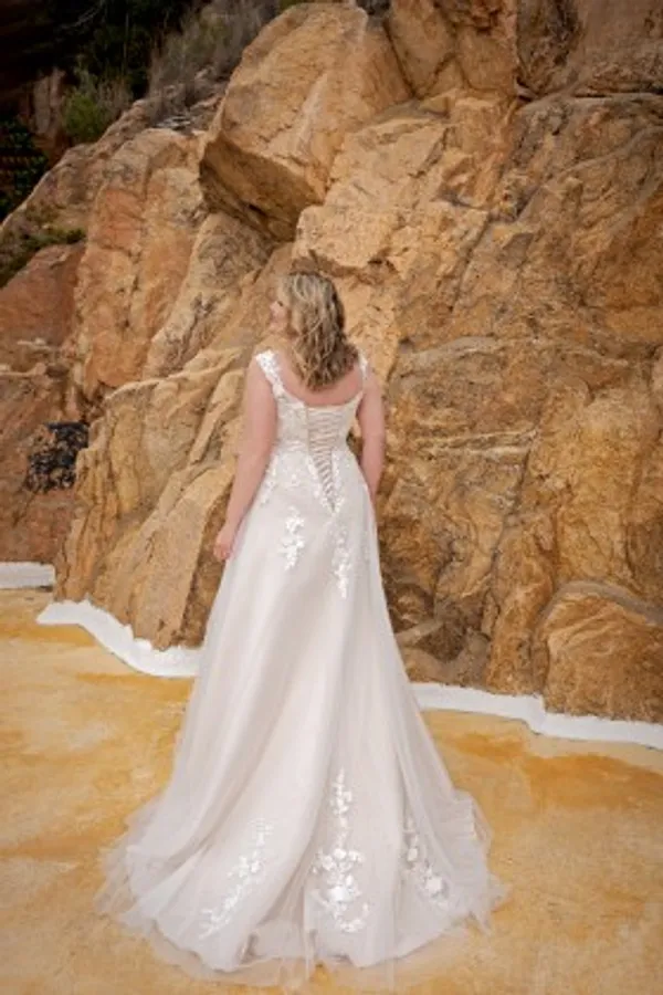 undefined Brautkleid Kollektion