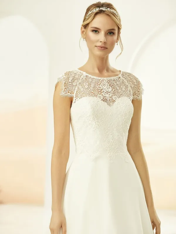 undefined Brautkleid Kollektion