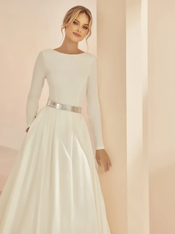 undefined Brautkleid Kollektion