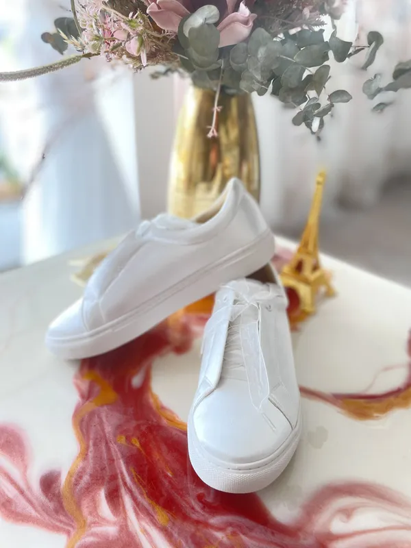 undefined Brautkleid Kollektion