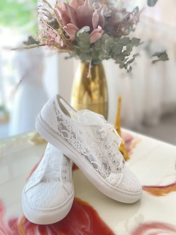 undefined Brautkleid Kollektion