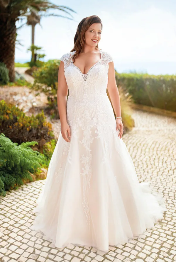 undefined Brautkleid Kollektion