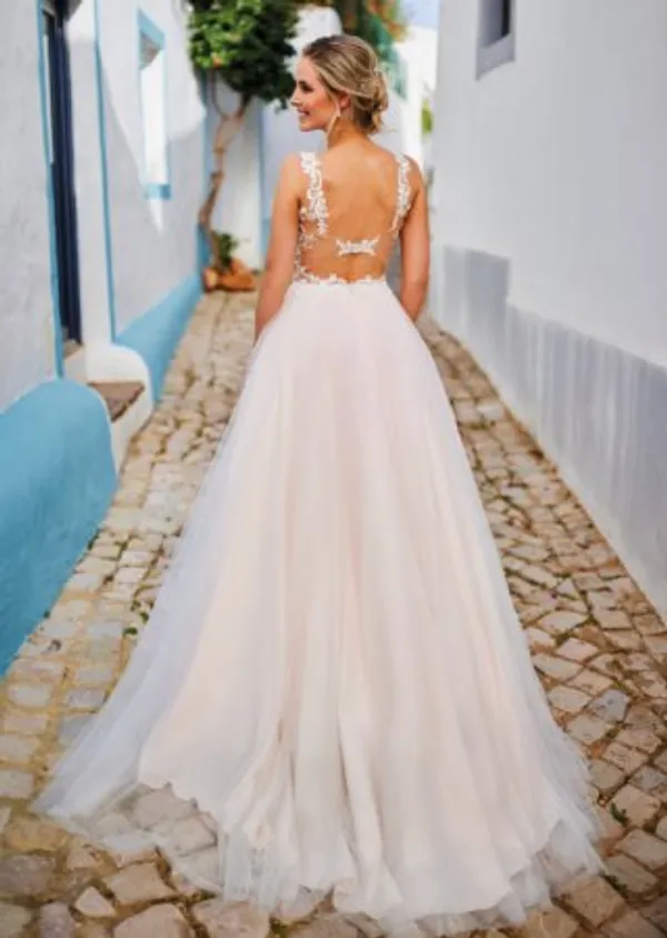 undefined Brautkleid Kollektion