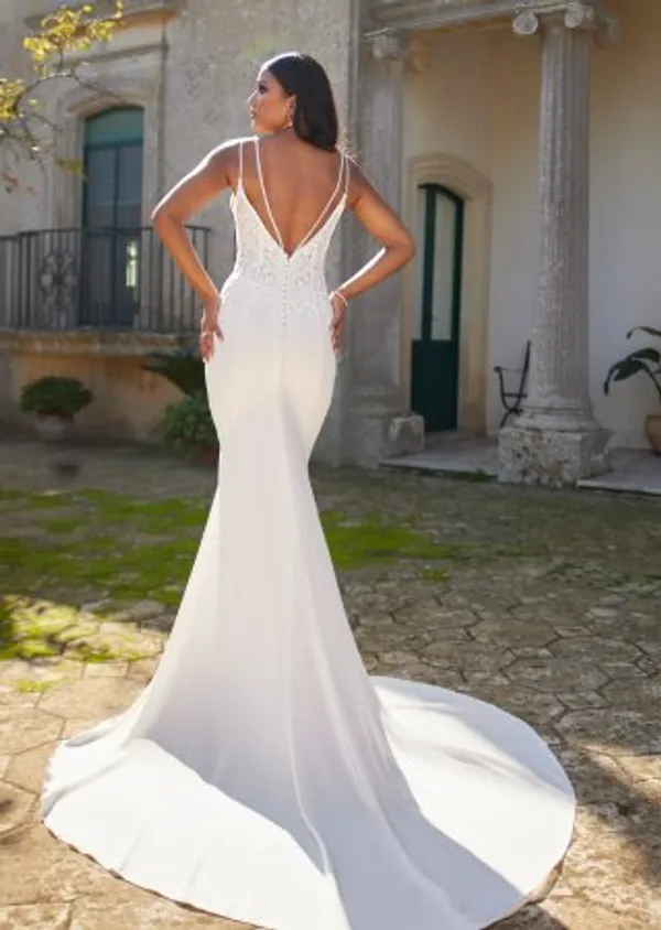 undefined Brautkleid Kollektion