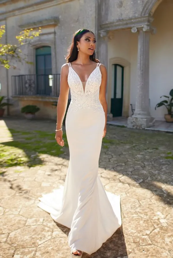 undefined Brautkleid Kollektion