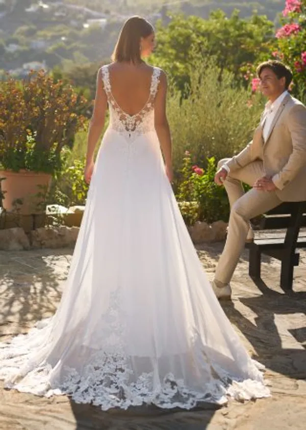 undefined Brautkleid Kollektion