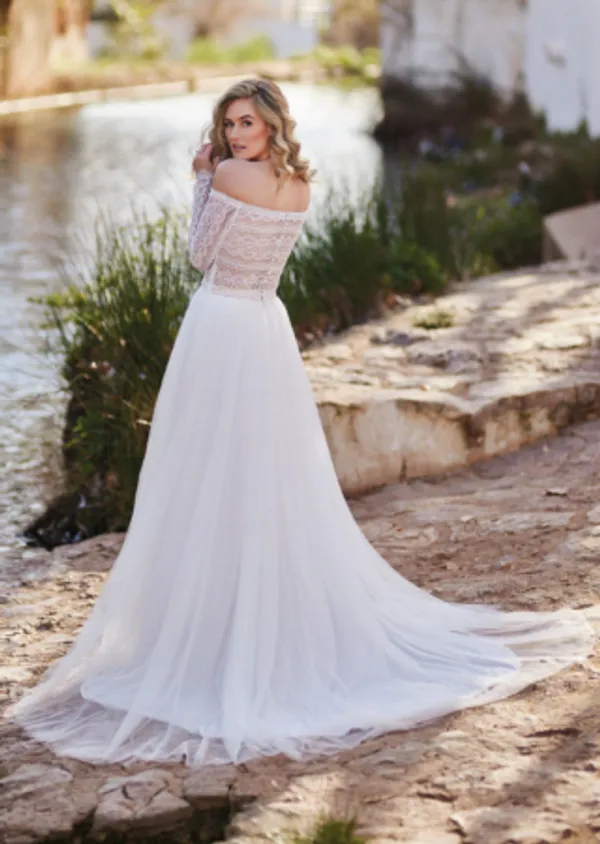 undefined Brautkleid Kollektion